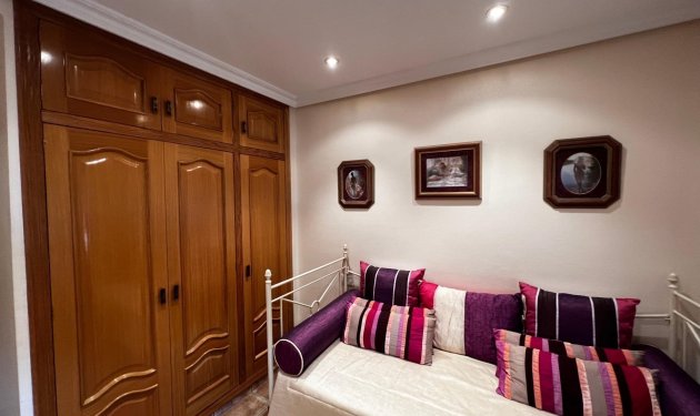Resale - Chalet - Torrellano