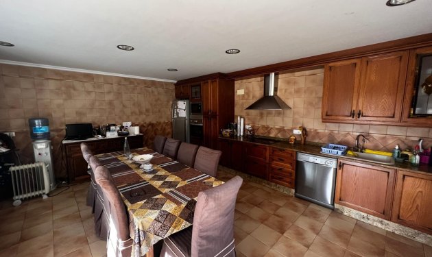 Resale - Chalet - Torrellano