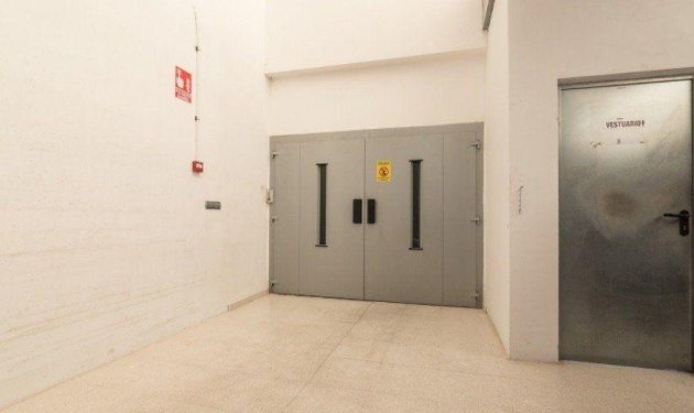 Resale - Nave industrial - Elche Pedanías - Jubalcoi-Saladas