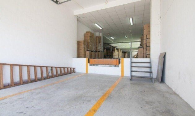 Resale - Nave industrial - Elche Pedanías - Jubalcoi-Saladas