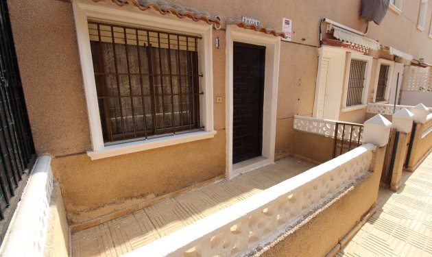 Resale - Bungalow - La Mata - Pueblo/ PLAYA