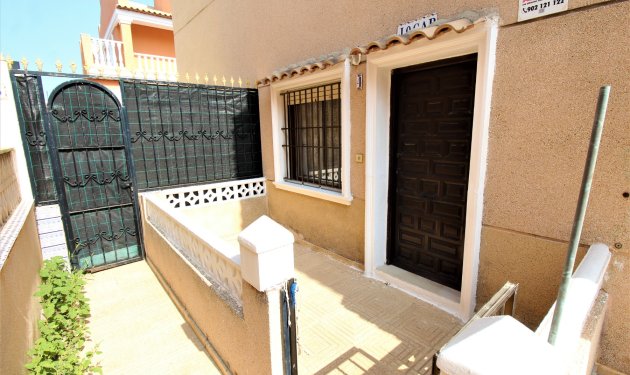 Resale - Bungalow - La Mata - Pueblo/ PLAYA