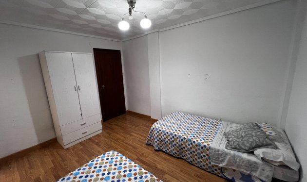 Reventa - Piso - Elche - Torreta - Portalada