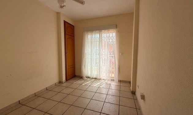 Resale - Chalet - Orihuela Costa - Playa Flamenca