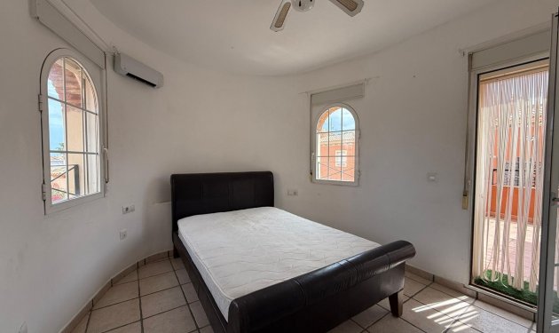 Resale - Chalet - Orihuela Costa - Playa Flamenca