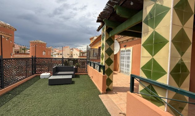 Resale - Chalet - Orihuela Costa - Playa Flamenca