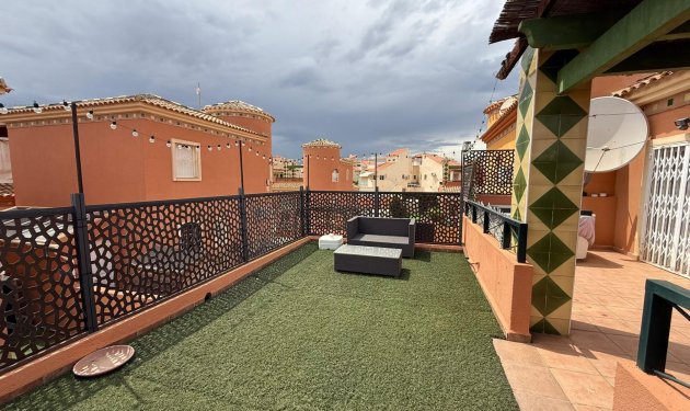 Resale - Chalet - Orihuela Costa - Playa Flamenca