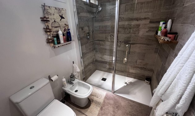 Resale - Chalet - Alicante - Costa blanca