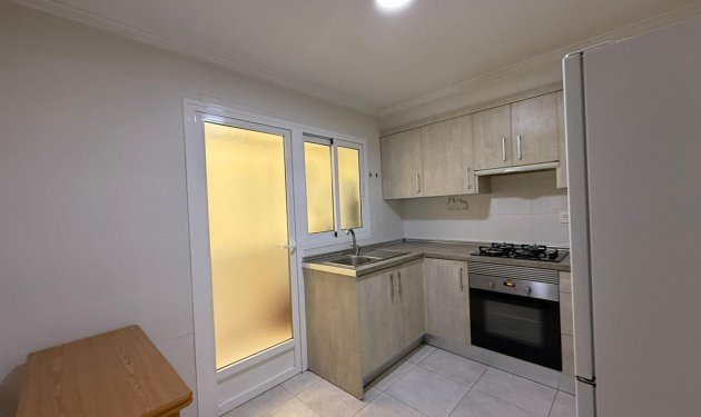 Resale - Piso - Elche - Torreta - Portalada