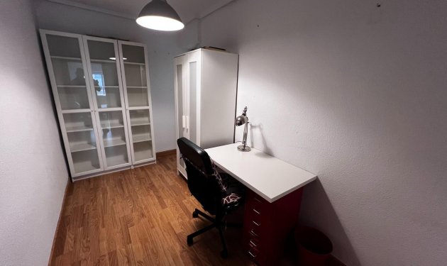 Resale - Piso - Elche - Torreta - Portalada