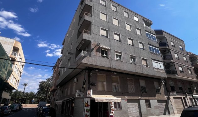 Resale - Piso - Elche - Torreta - Portalada
