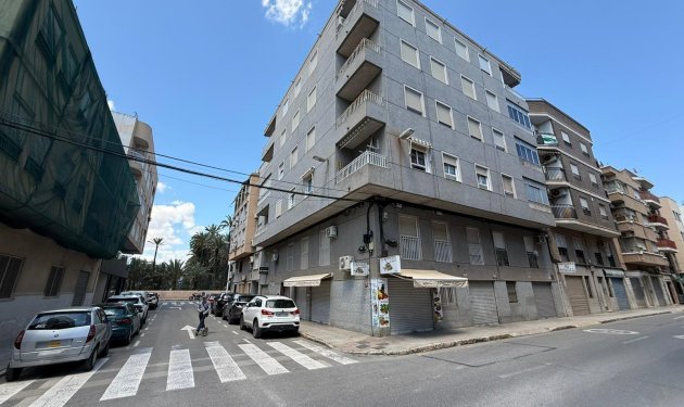 Resale - Piso - Elche - Torreta - Portalada
