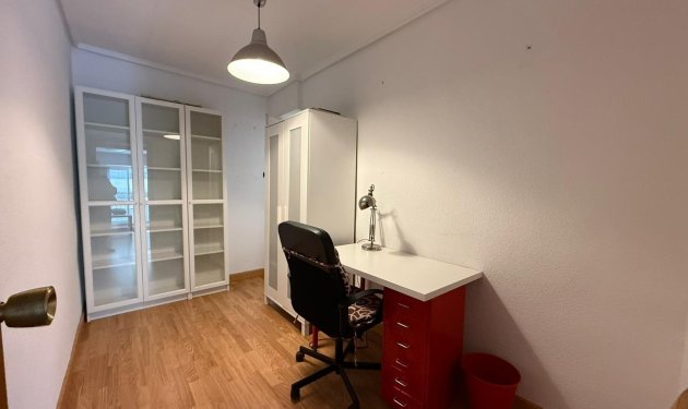 Resale - Piso - Elche - Torreta - Portalada