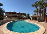 Resale - Chalet - Valverde (Alicante) - Valverde