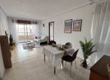 Resale - Apartamento - Torrevieja - Centro