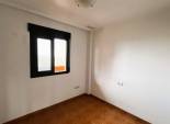 Odsprzedaż - Apartamento - Arenales del Sol