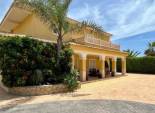 Resale - Chalet - Torrellano