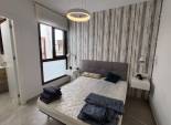Resale - Apartamento - Torrevieja - Centro