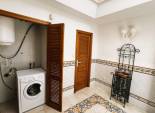 Resale - Chalet - Valverde (Alicante) - Valverde