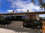 Resale - Chalet - Jacarilla