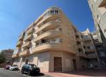 Resale - Apartamento - Torrevieja - Centro