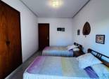 Resale - Chalet - Santa Pola - Santiago bernabeu