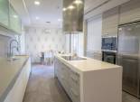 Long Term Rental - Chalet - Arenales del Sol - Zona paseo maritimo